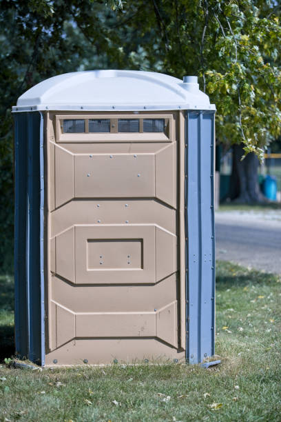 Portable Toilet Options We Offer in New Brunswick, NJ